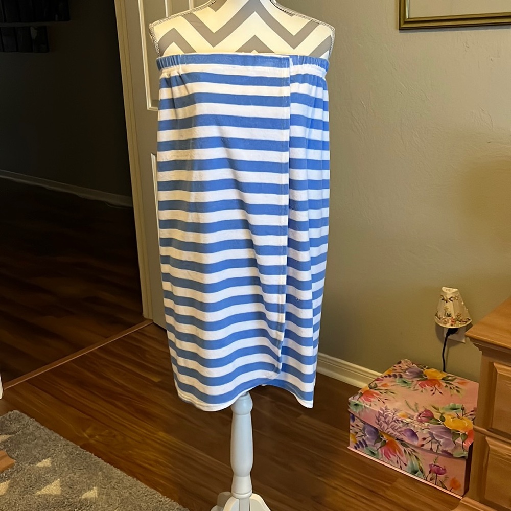 Charter Club Robe